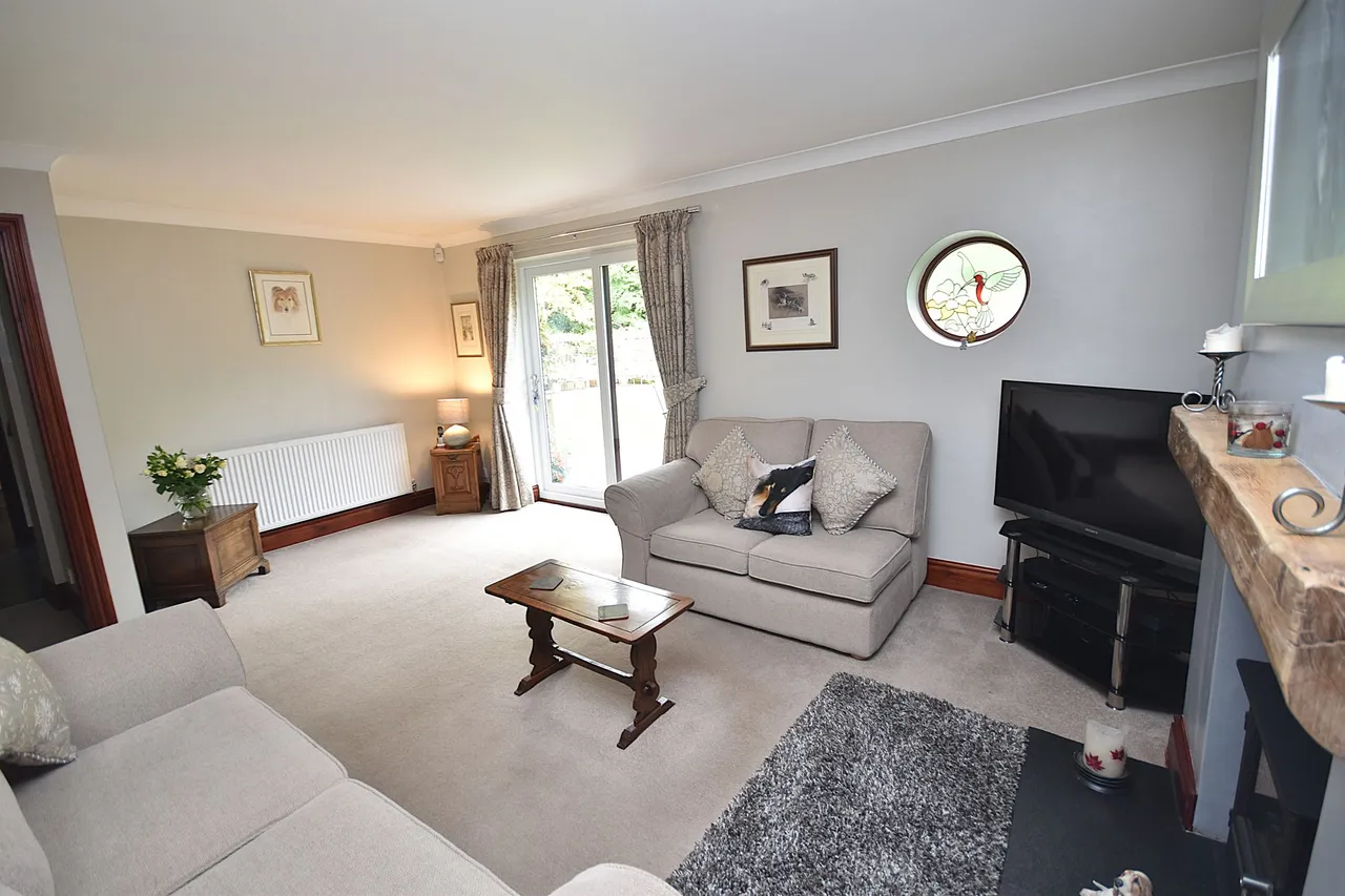 Clifford Road, Macclesfield, photo 7