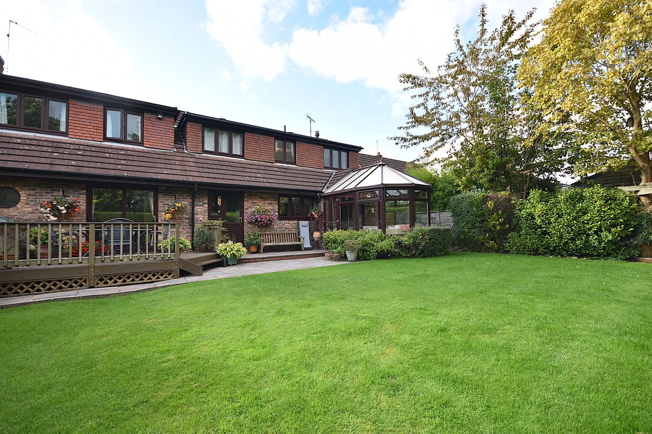 Clifford Road, Macclesfield, photo 18
