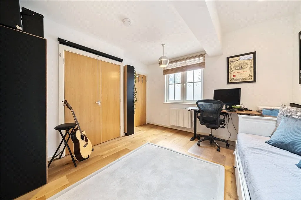 Boone Street, SE13, photo 8