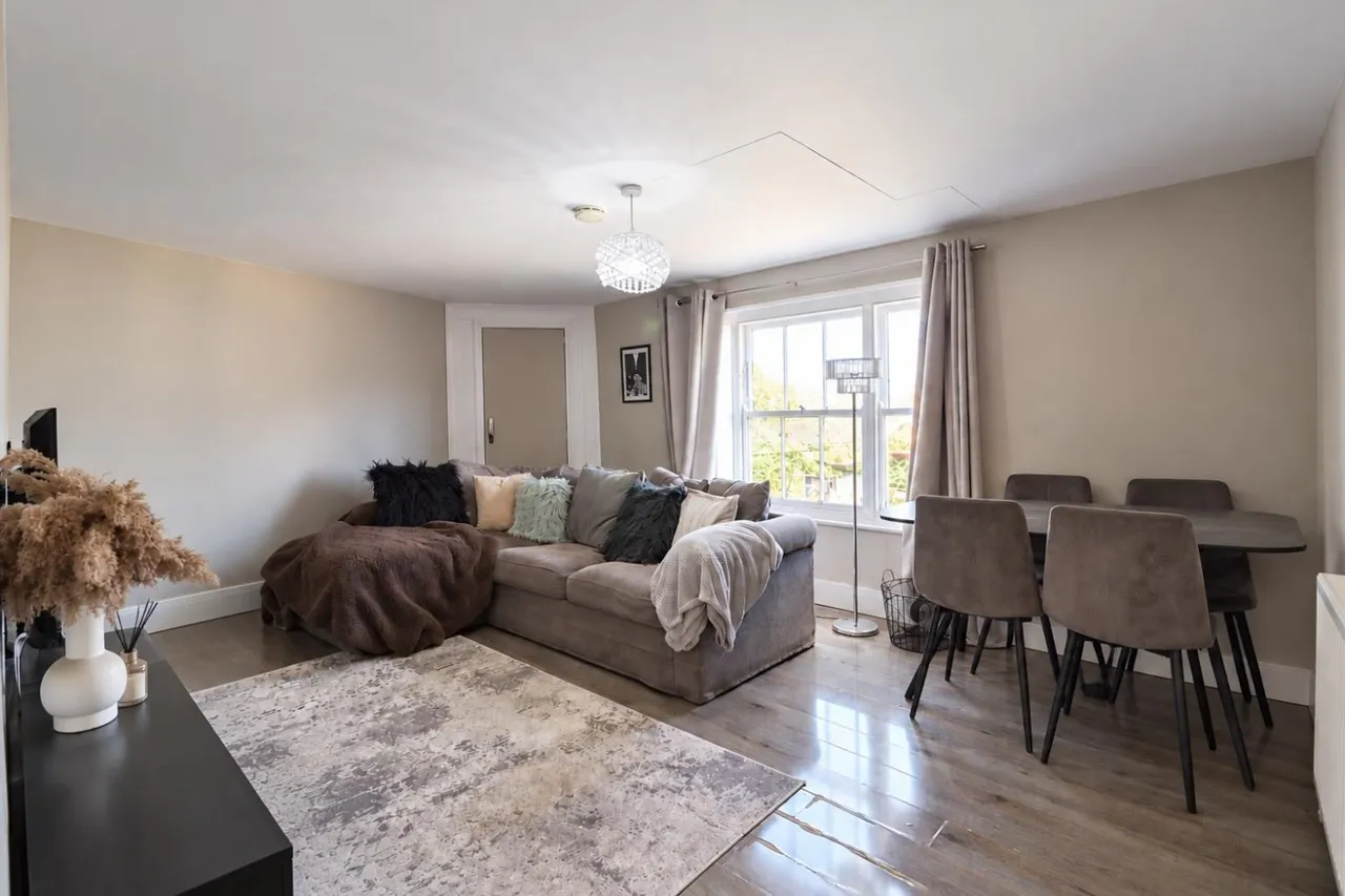 2 bed flat for sale — 2-6 Victoria Street, Rochester ME1