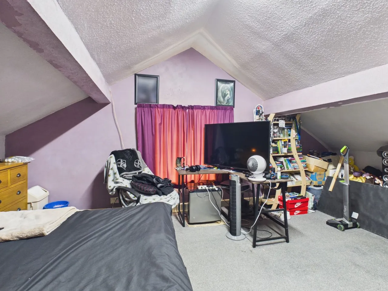 Hillbank Woodend Lane, Hyde, SK14, photo 34