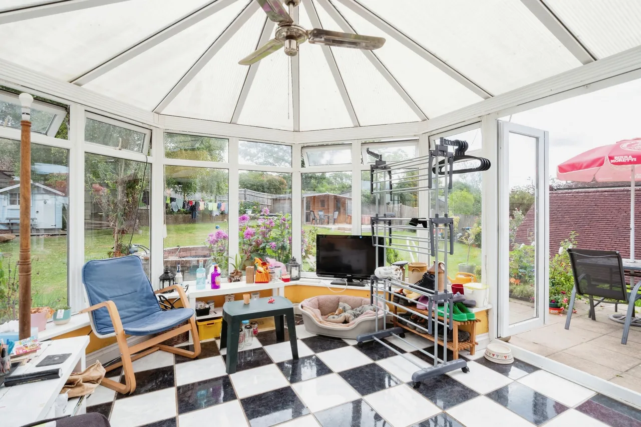 Staplecross, Robertsbridge, TN32, photo 14