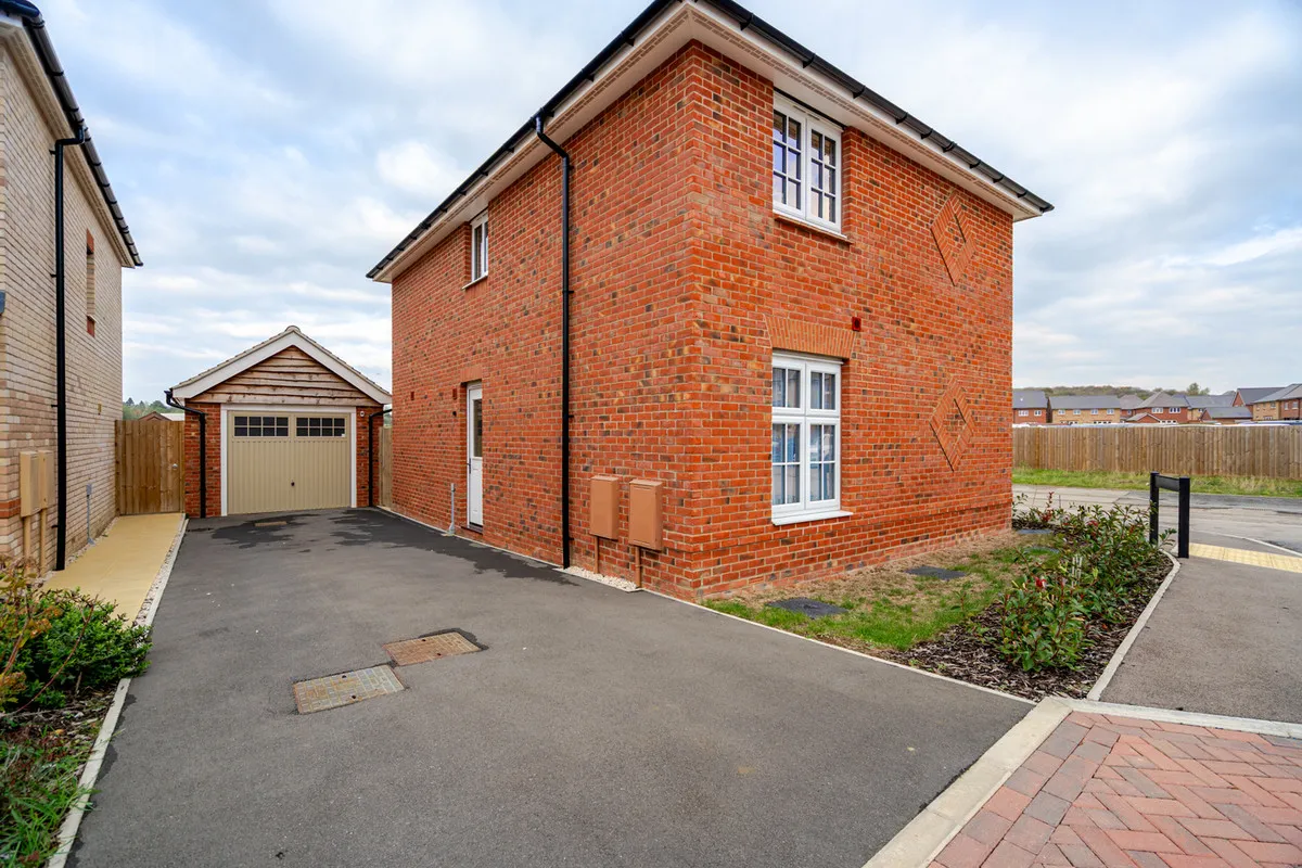 Underwood Croft, Leighton Buzzard, LU7, photo 22