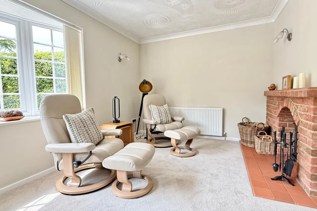 Forest Edge Close, Ashley Heath, BH24, photo 8