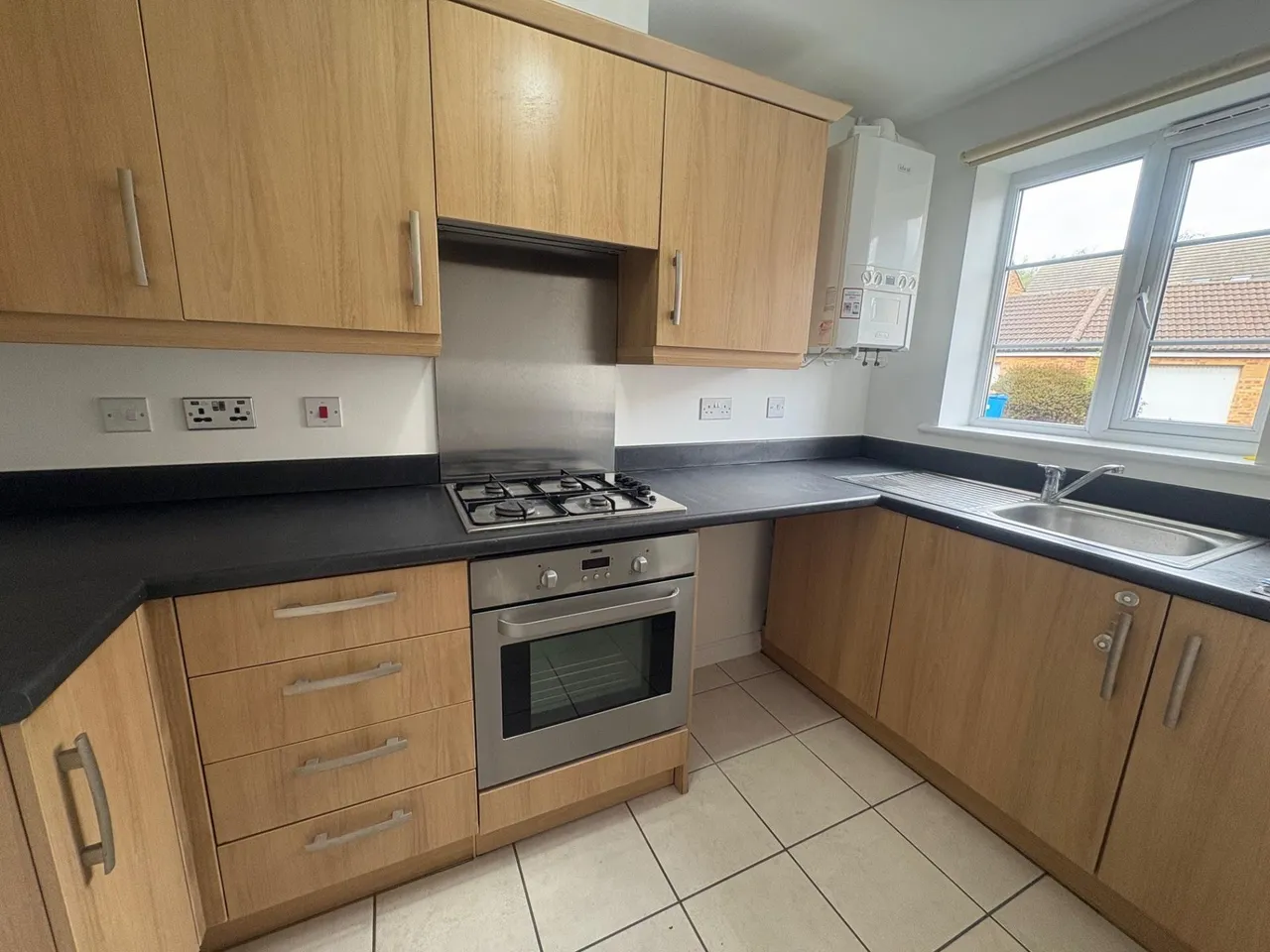 Arden Close, Corby, NN18, photo 3