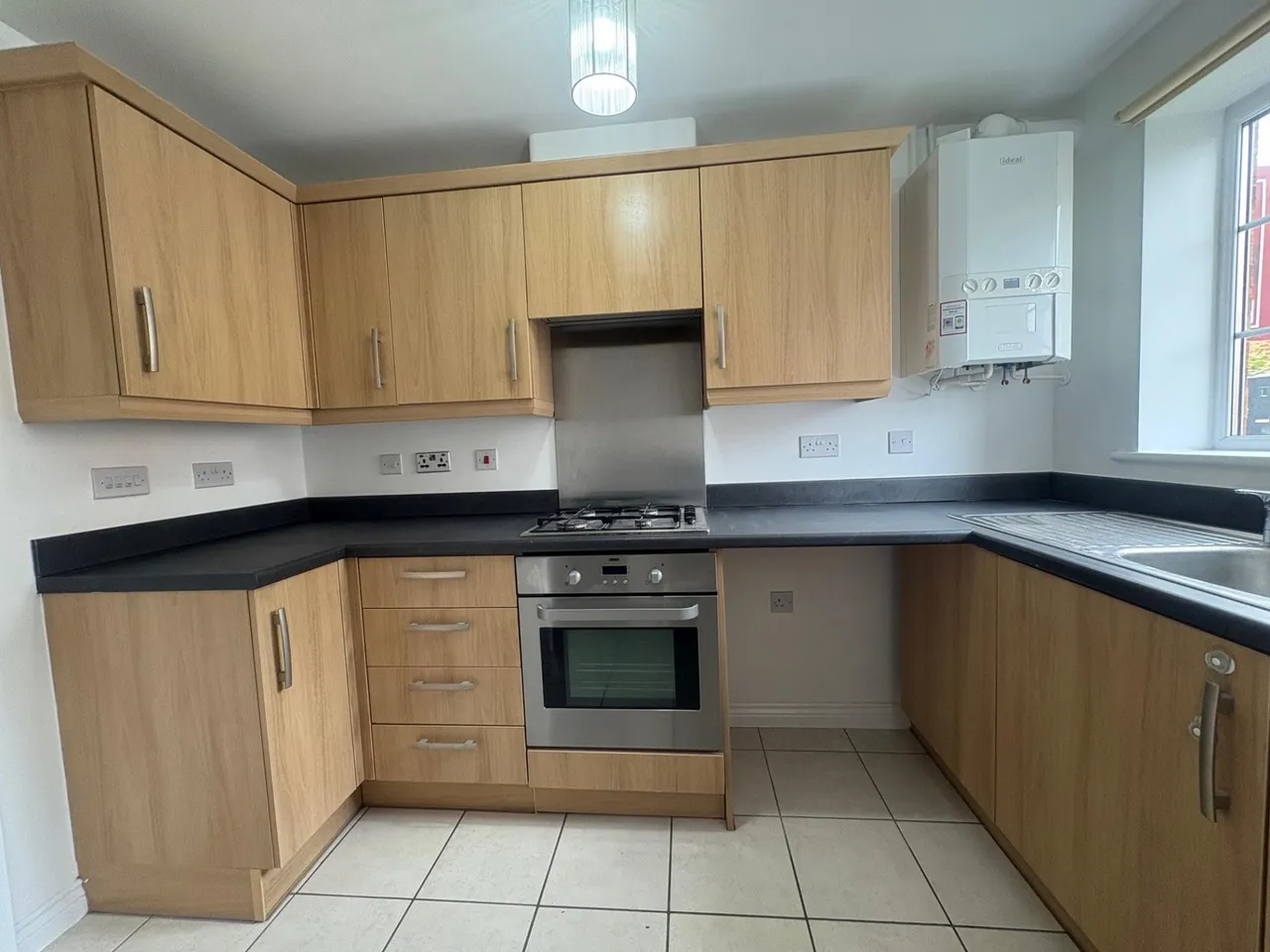 Arden Close, Corby, NN18, photo 4