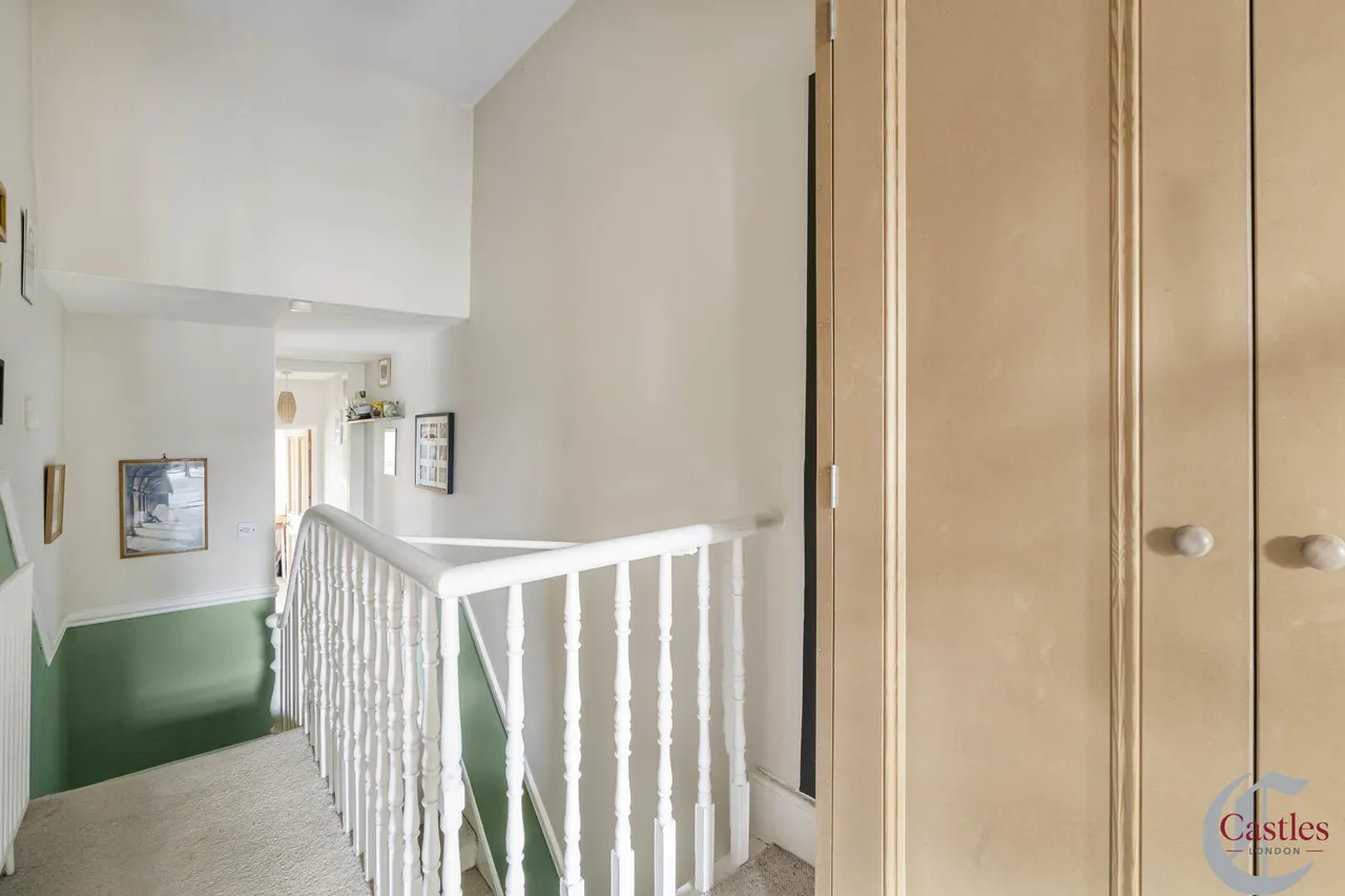 Whittington Road, N22, photo 13