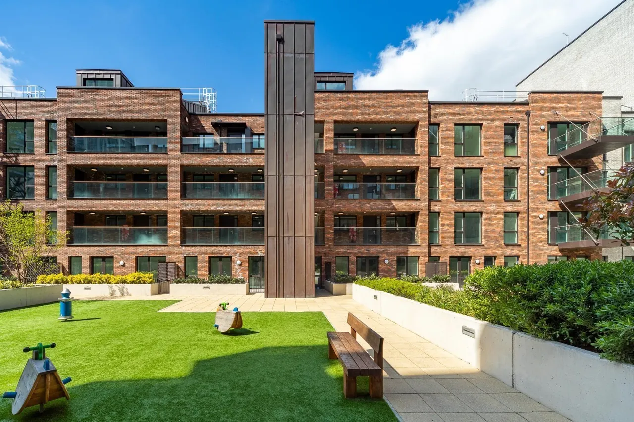 Cook's Road, Stratford, E15, photo 18
