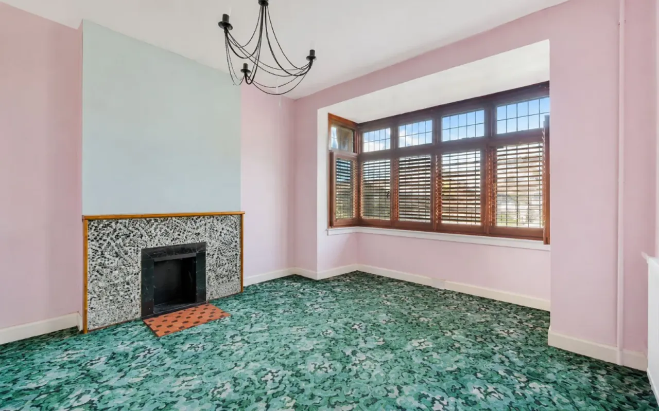 The Warren, Worcester Park, KT4, photo 10