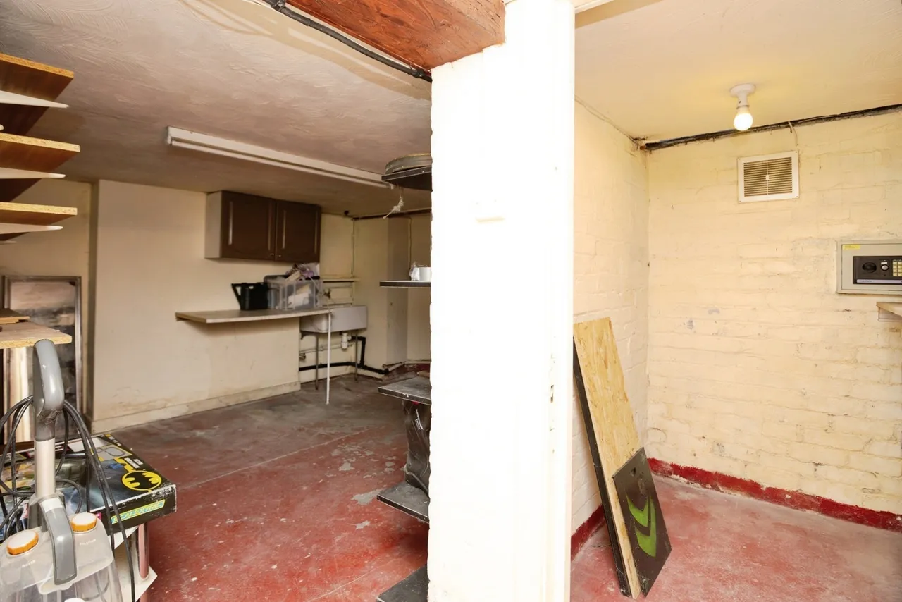 Leighton Road, Old Trafford, Greater Manchester, M16, photo 26