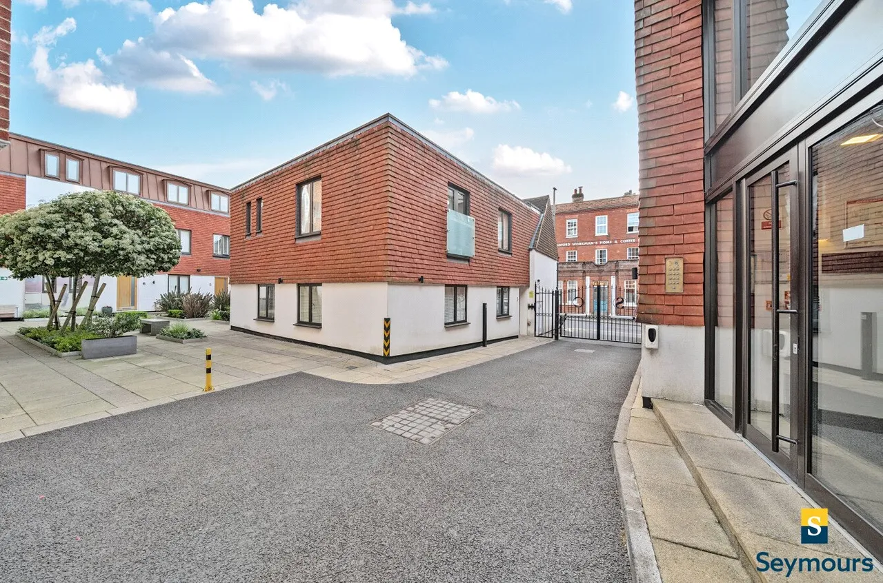 Chertsey Street, Guildford, GU1, photo 12