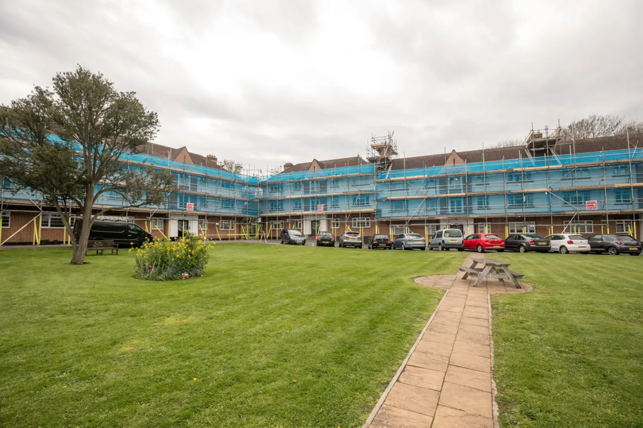 Manor Court, Twickenham, photo 10