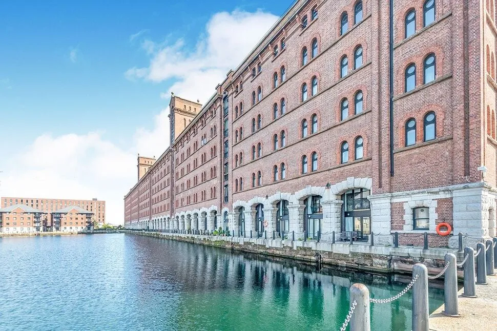 2 bed flat for sale, East Waterloo Dock, Liverpool, L3