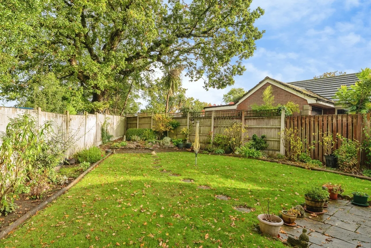 Abbottsford Drive, Penyffordd, CH4, photo 18