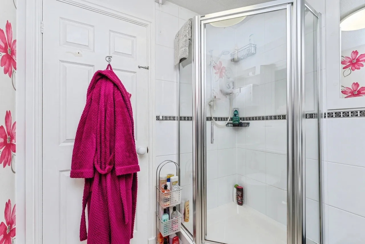 Abbottsford Drive, Penyffordd, CH4, photo 13