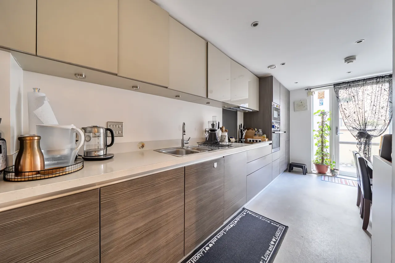Flat 5, Wyatt Court, All Saints Road, London, photo 3