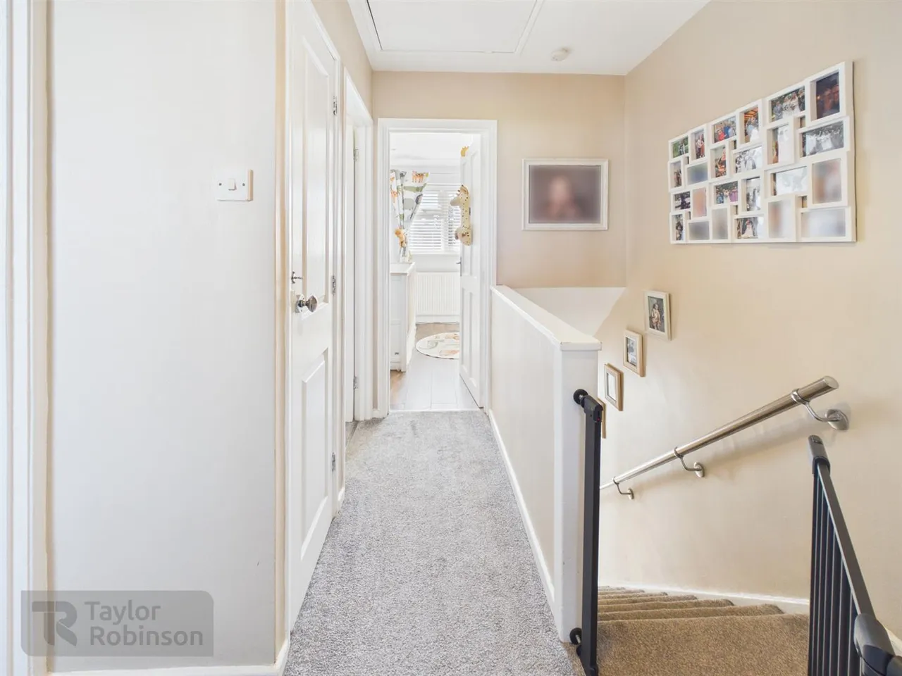 Hogarth Road, Tilgate, RH10, photo 11