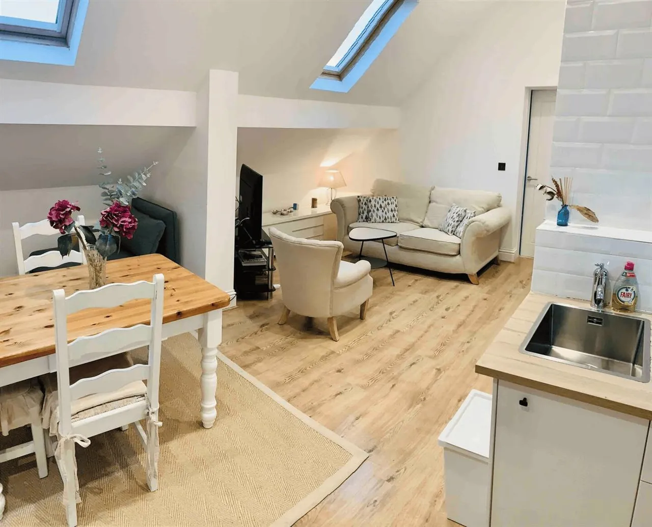 Styal Road, Wilmslow, SK9, photo 33