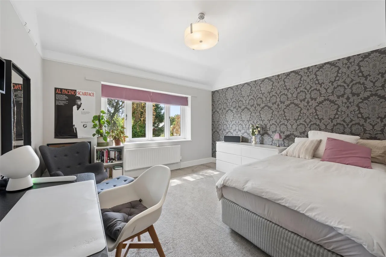 Styal Road, Wilmslow, SK9, photo 11