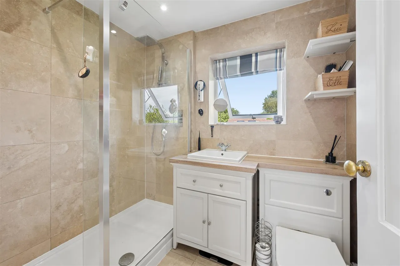 Styal Road, Wilmslow, SK9, photo 17