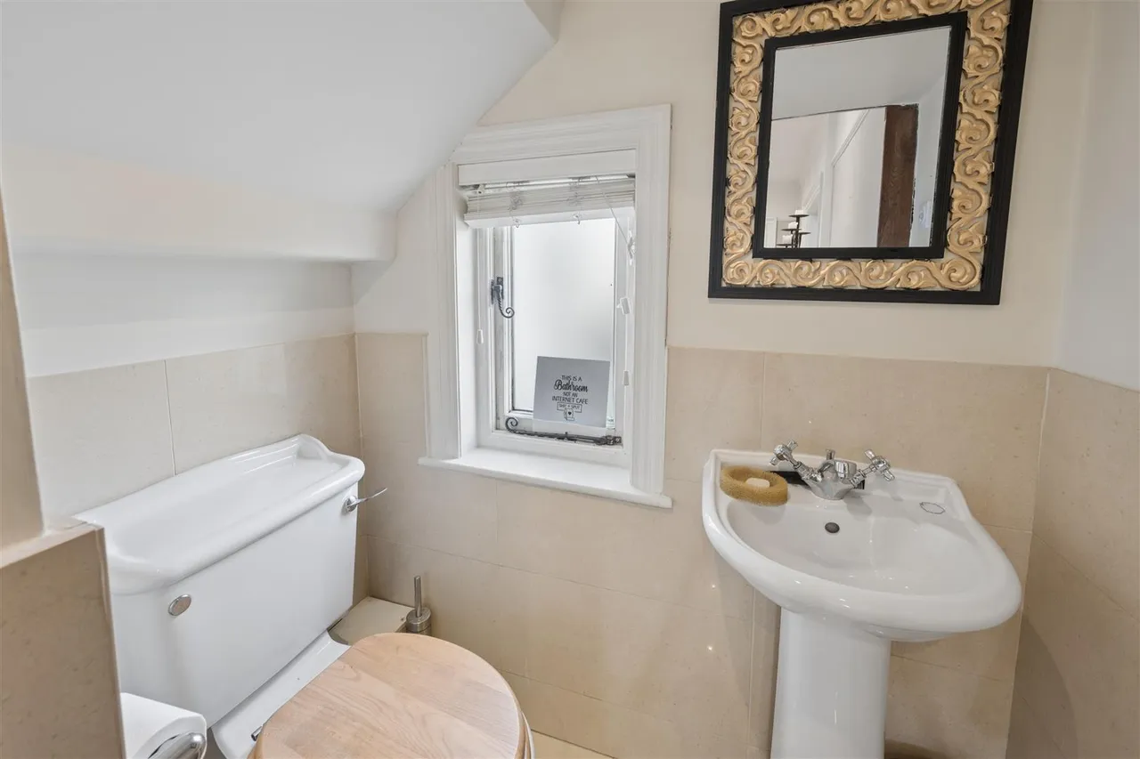 Styal Road, Wilmslow, SK9, photo 21