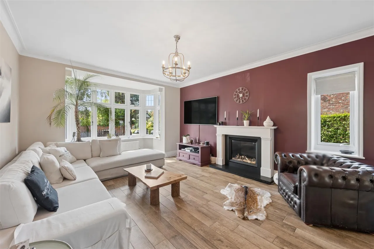 Styal Road, Wilmslow, SK9, photo 5