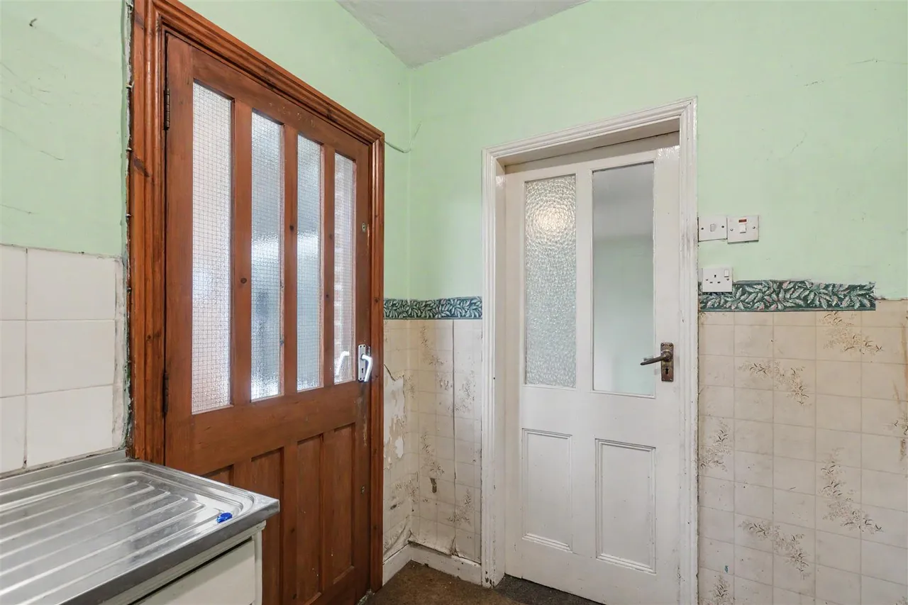 Wilford Crescent East, Nottingham, NG2, photo 9