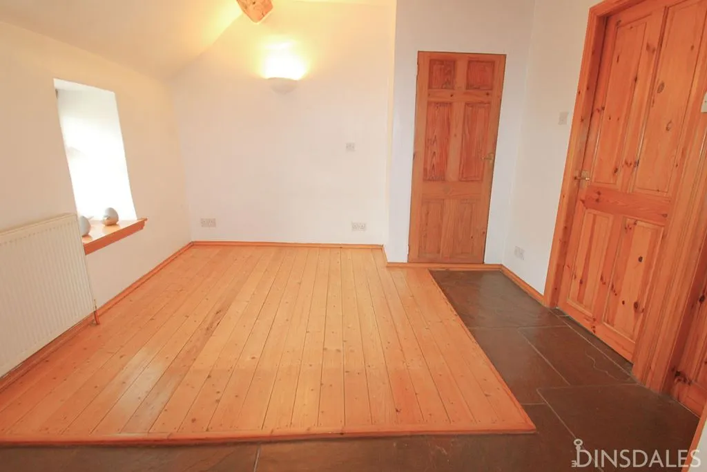 Hammond Square, Bradford BD9 4AL, photo 5