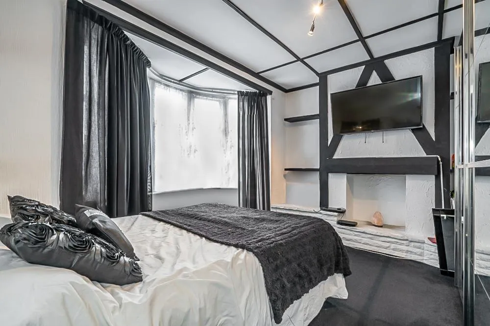 Queens Avenue, Stanmore, HA7, photo 10