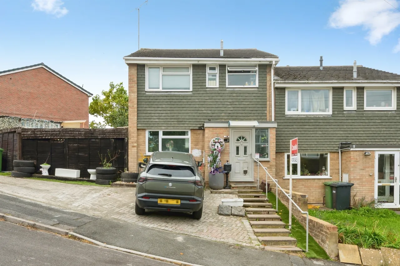 3 bed house for sale, Ribble Close, Chandler's Ford, SO53