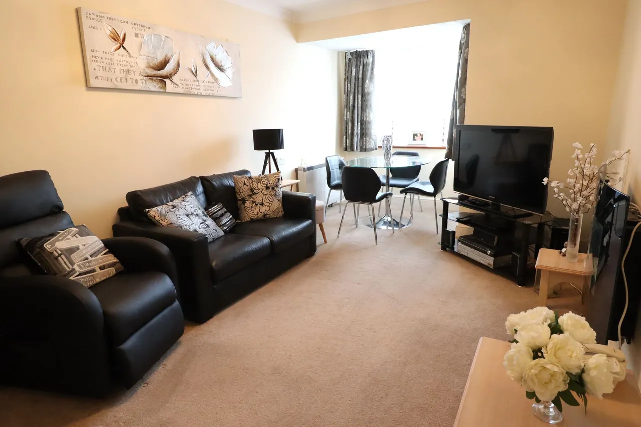 Sheriton Square, Rayleigh, Essex, SS6 9LL, photo 6