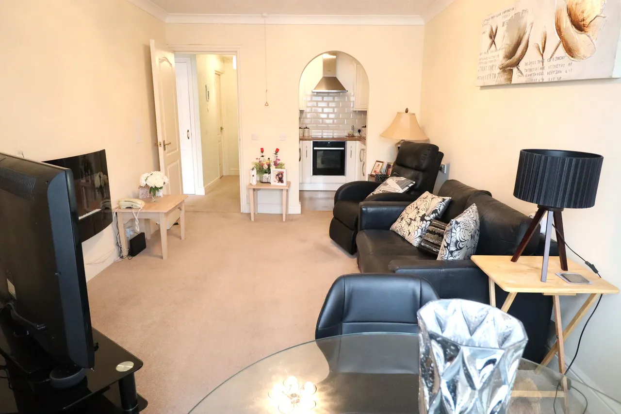 Sheriton Square, Rayleigh, Essex, SS6 9LL, photo 5