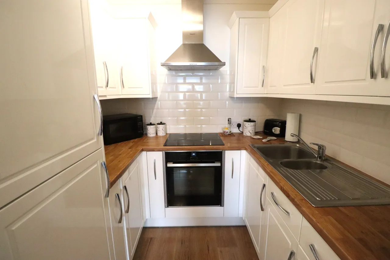 Sheriton Square, Rayleigh, Essex, SS6 9LL, photo 4