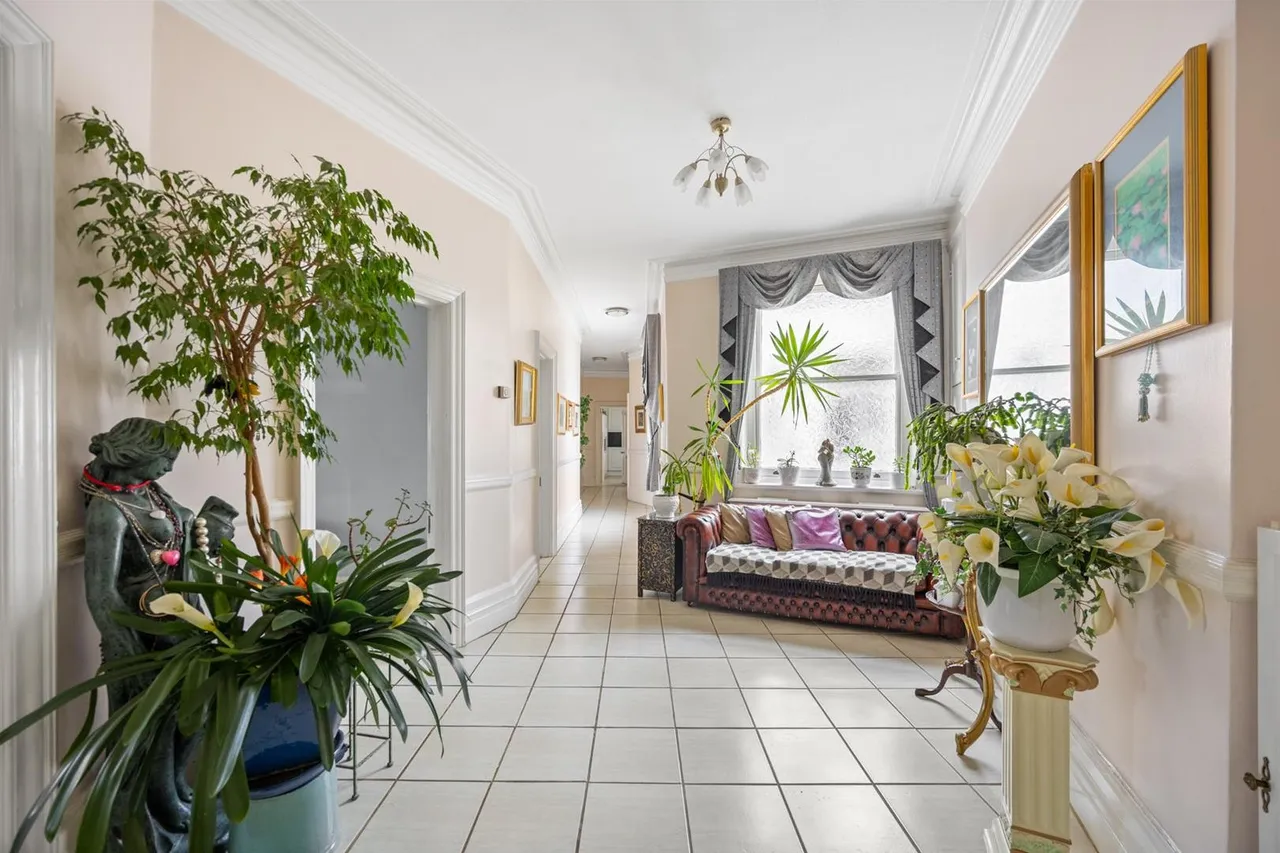 Finchley Road, London NW3 7BA, photo 8