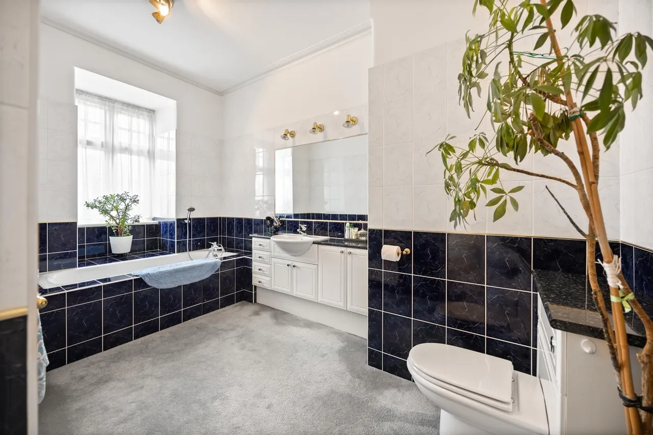 Finchley Road, London NW3 7BA, photo 10