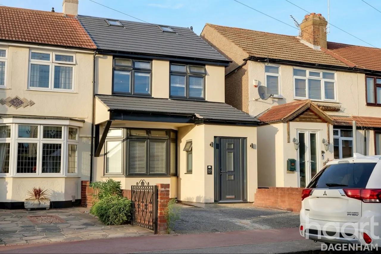 Western Avenue, Dagenham, RM10, photo 27