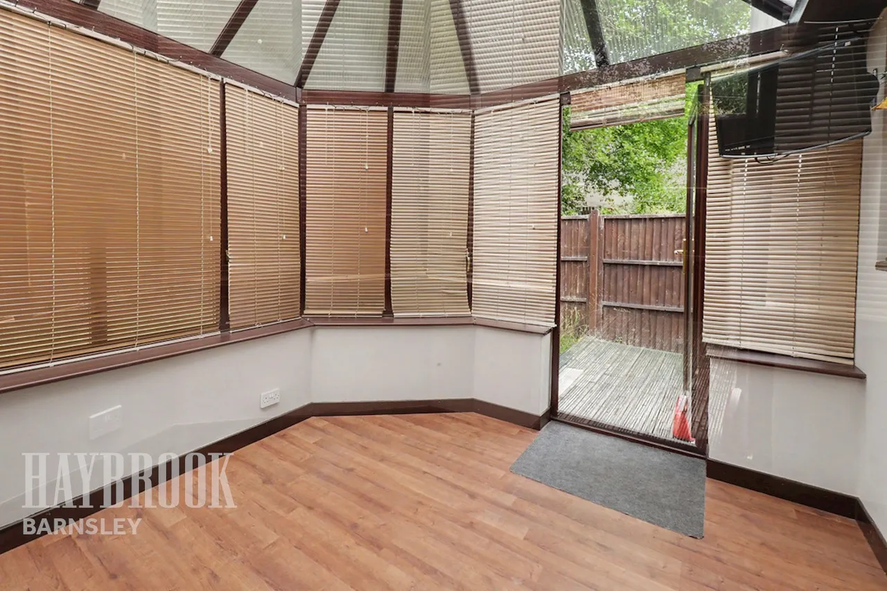 Harvest Close, Worsbrough, photo 6