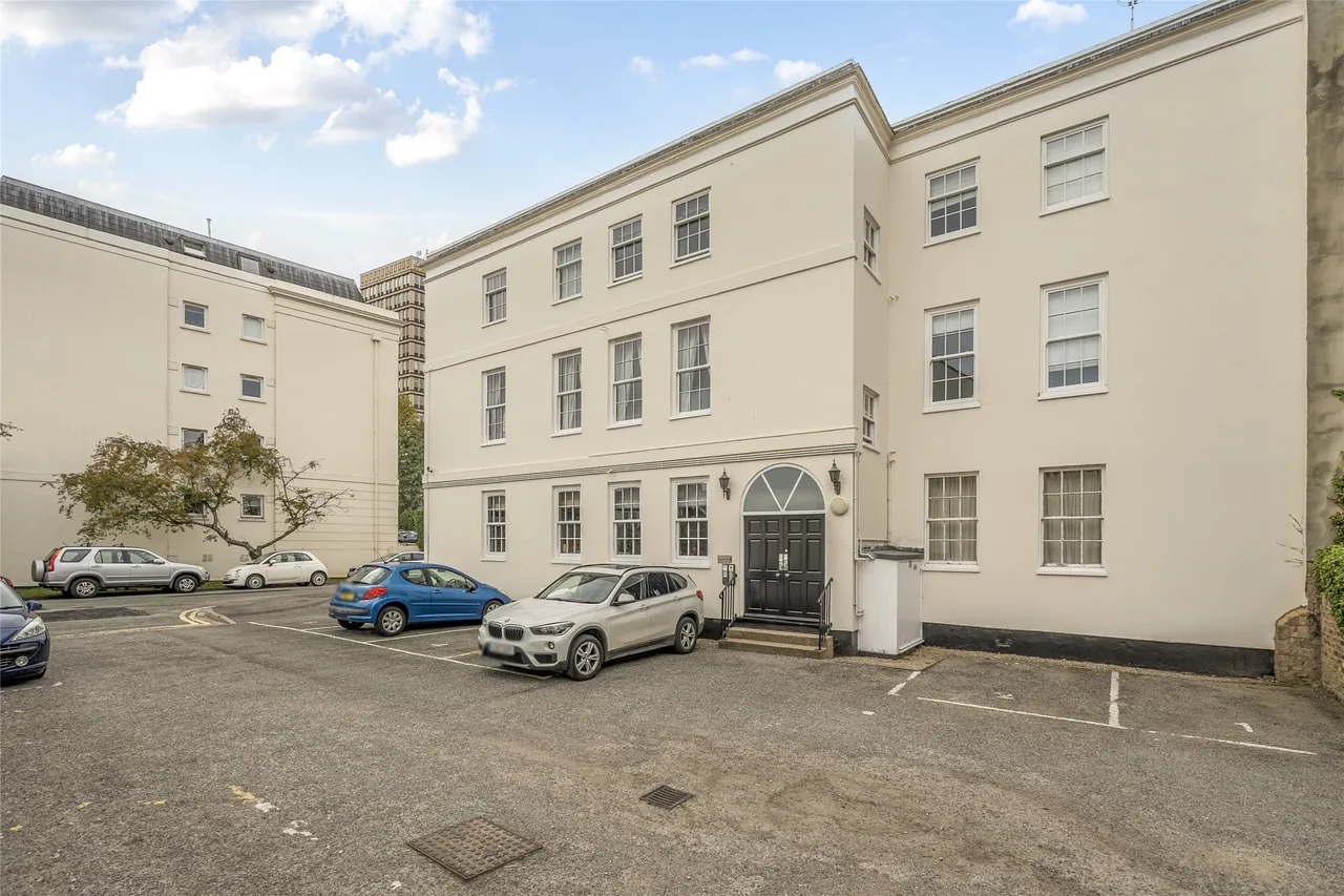 Cedar Court Road, Cheltenham, GL53 7RB, photo 9