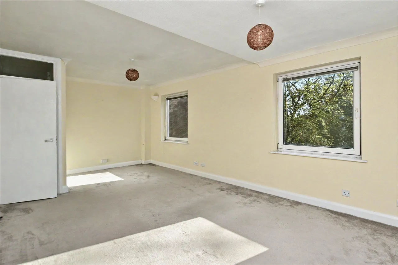 Woodville Court, Roundhay, LS8, photo 14