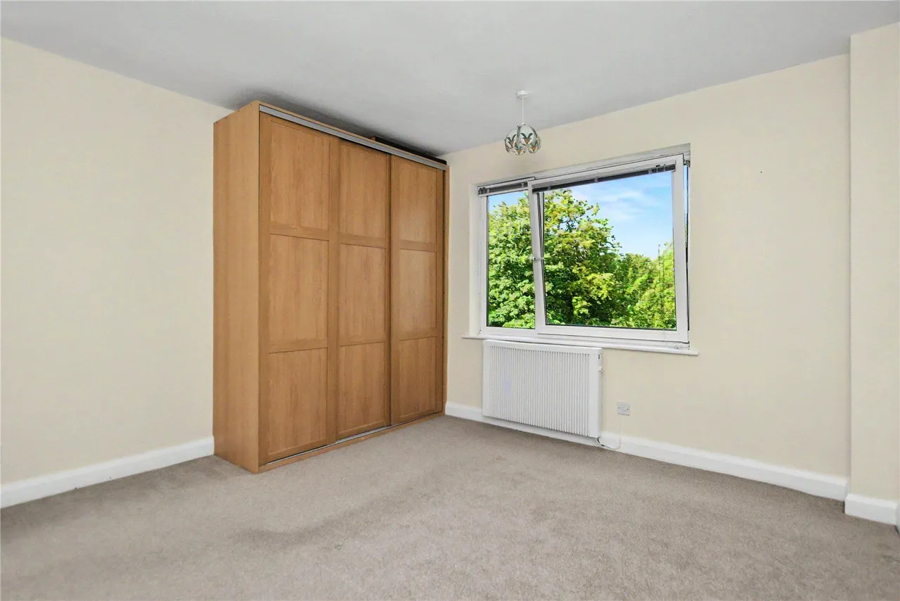 Woodville Court, Roundhay, LS8, photo 5