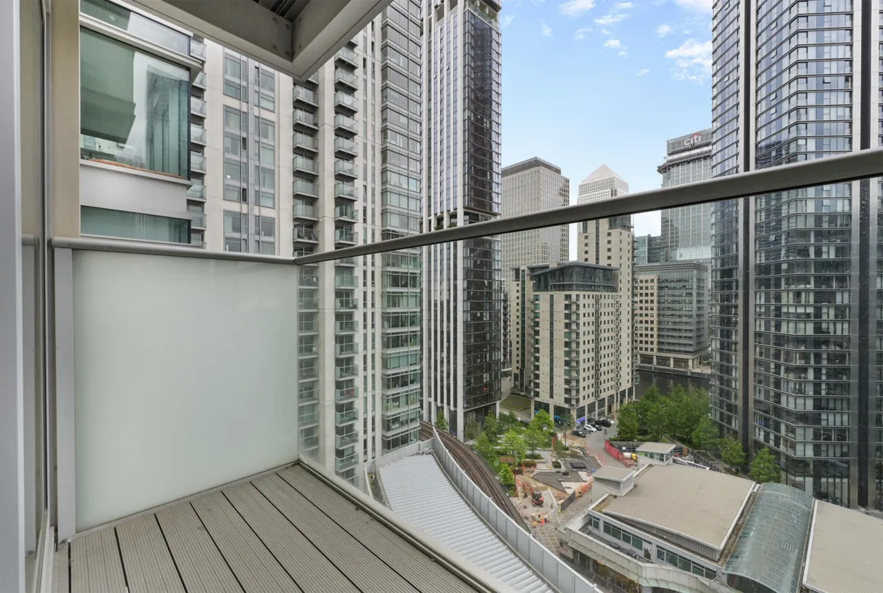 Pan Peninsula Square, Canary Wharf, E14, photo 2