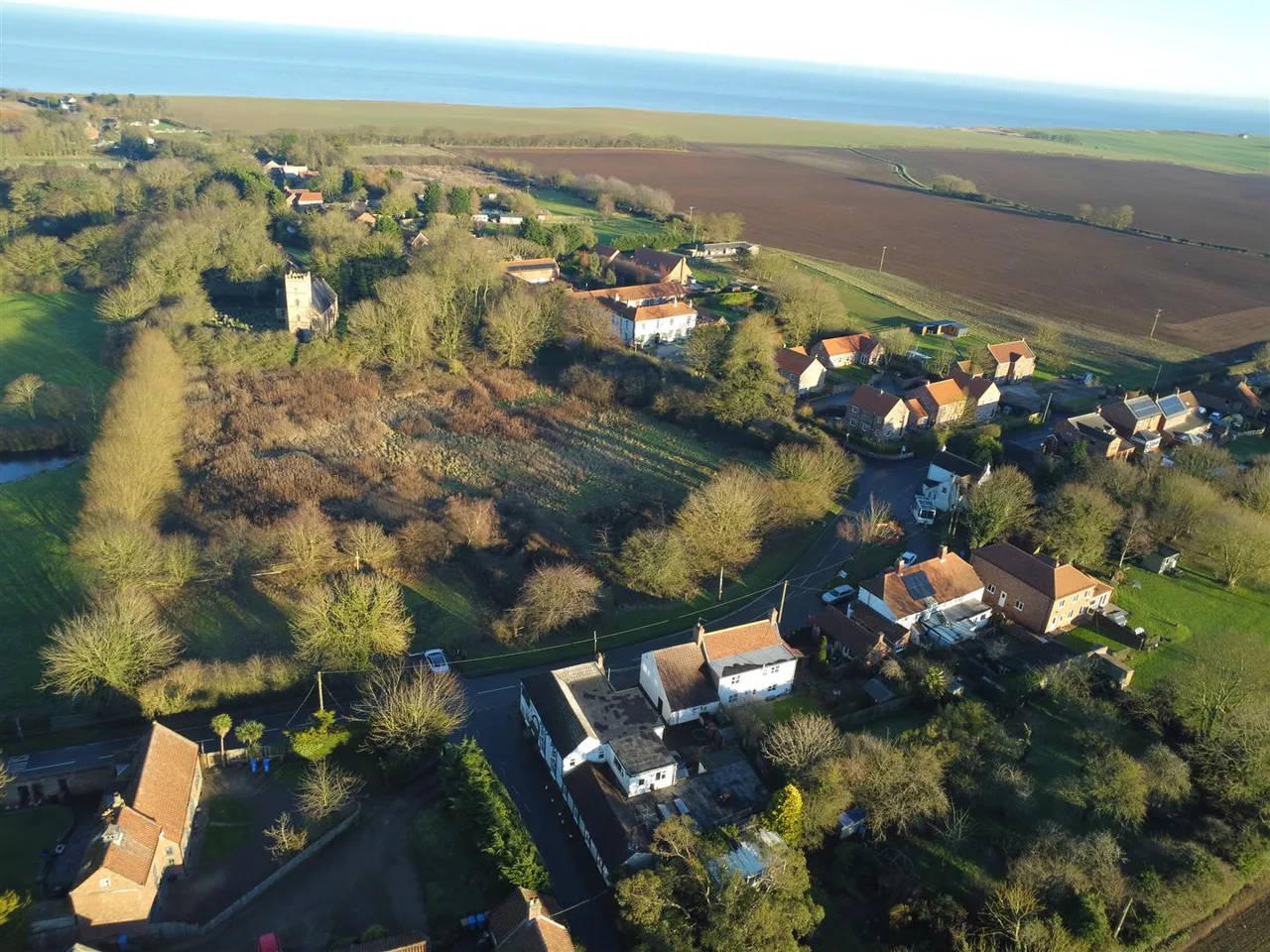 Holmpton, photo 2