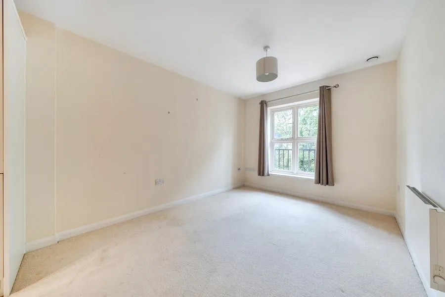 Woodford Way, Witney, OX28, photo 12