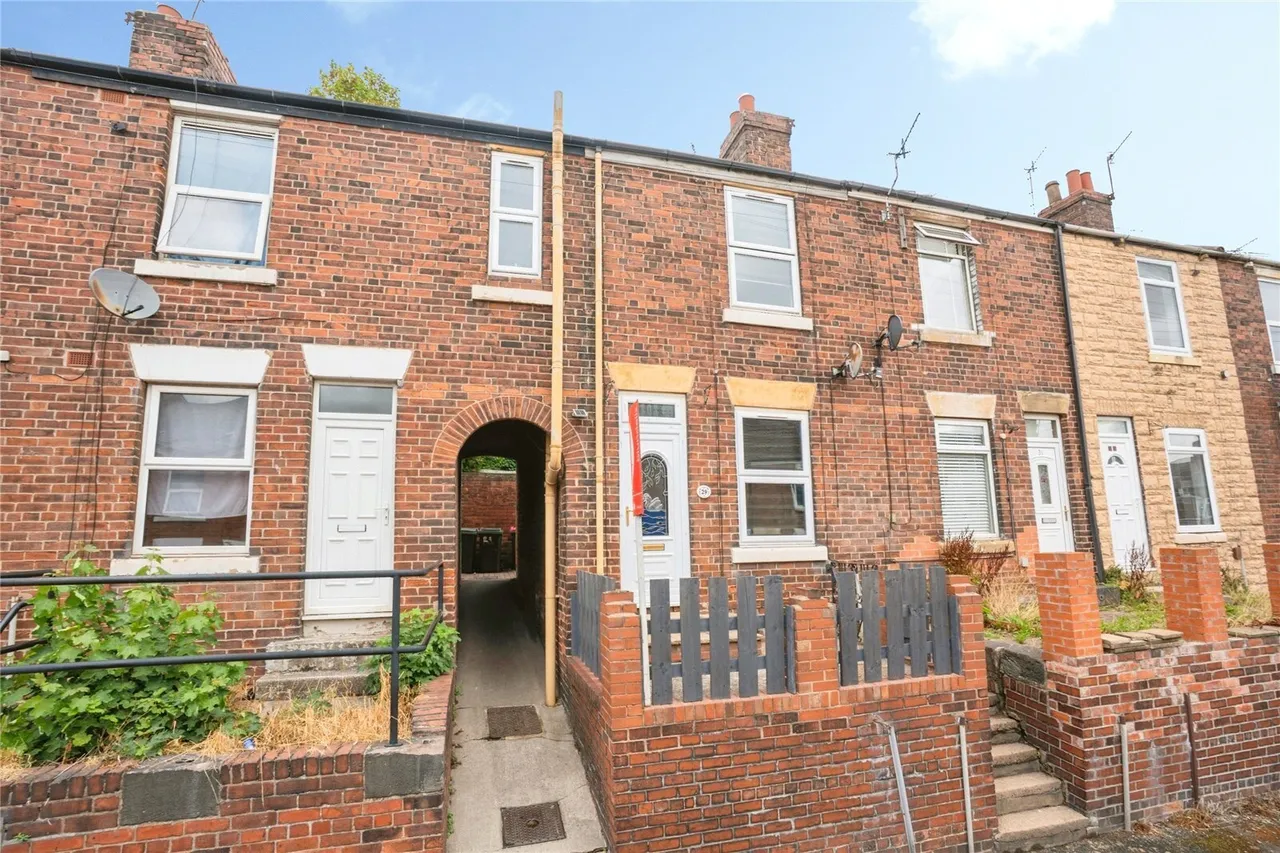 2 bed house for sale — Upper Clara Street, Rotherham, South Yorkshire, S61