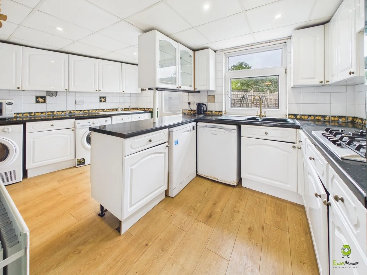 4 bed house for sale, Chessington Avenue, Bexleyheath, DA7