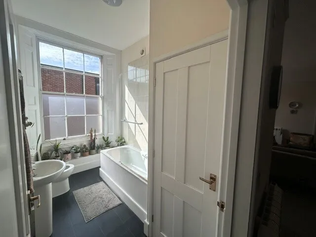Bakehouse Mews, Rear of 3 Market Place, Chippenham, photo 6