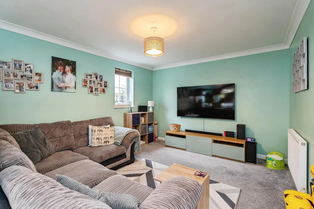 Varrick Way, Attleborough, NR17, photo 2