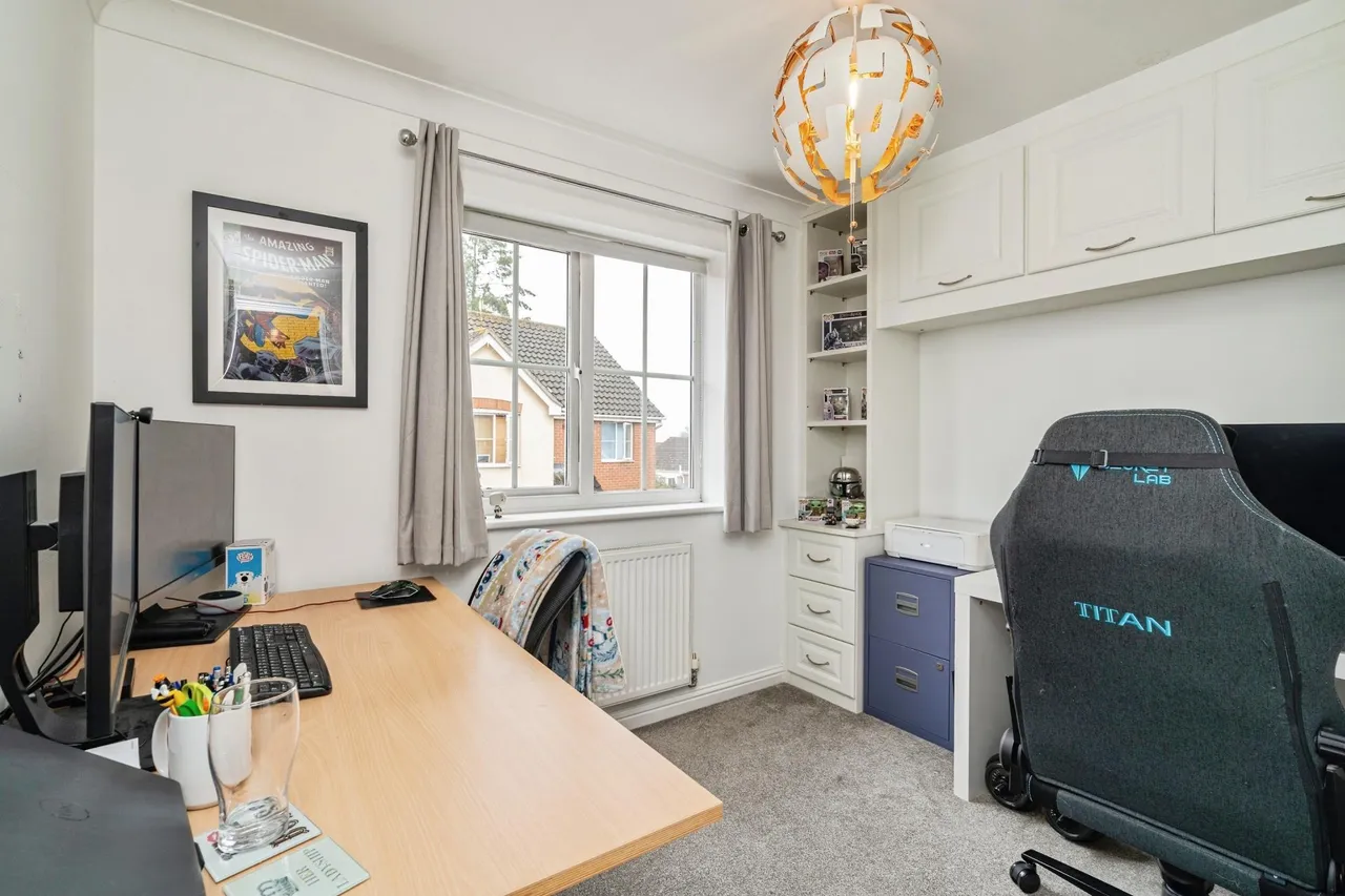 Varrick Way, Attleborough, NR17, photo 17