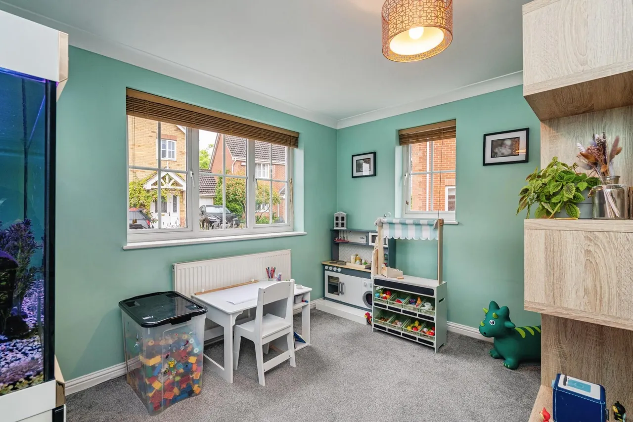 Varrick Way, Attleborough, NR17, photo 8