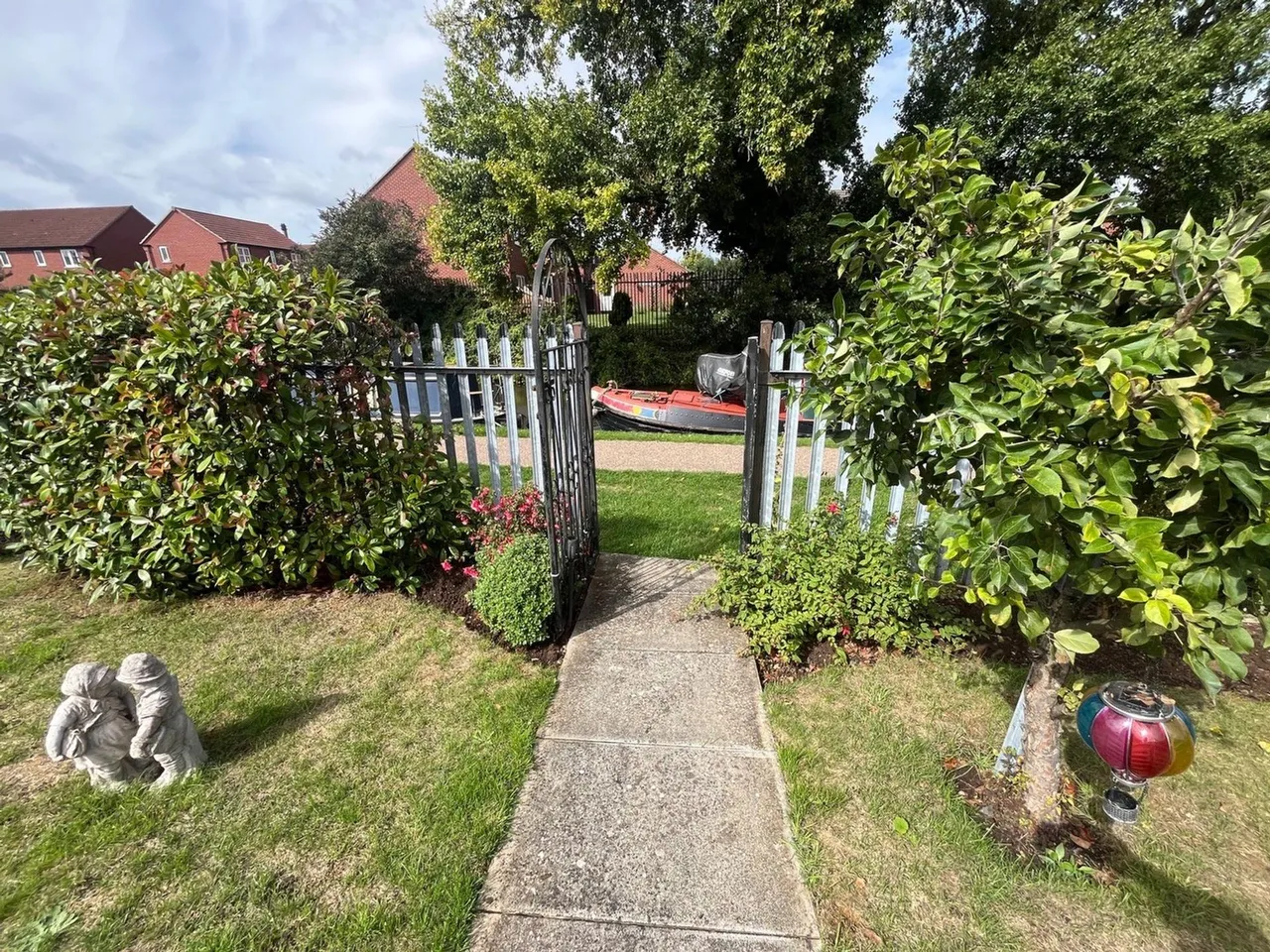 Jennings Way, Burton-On-Trent, DE14, photo 18
